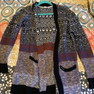 Roxy sweater